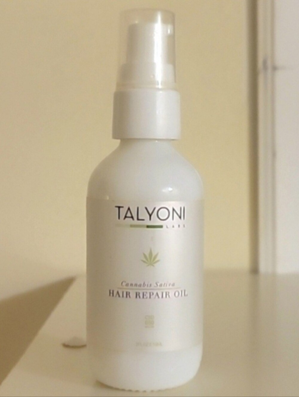 Talyoni labs hair repair treatment leave in oil 850 C B D 2oz NWT